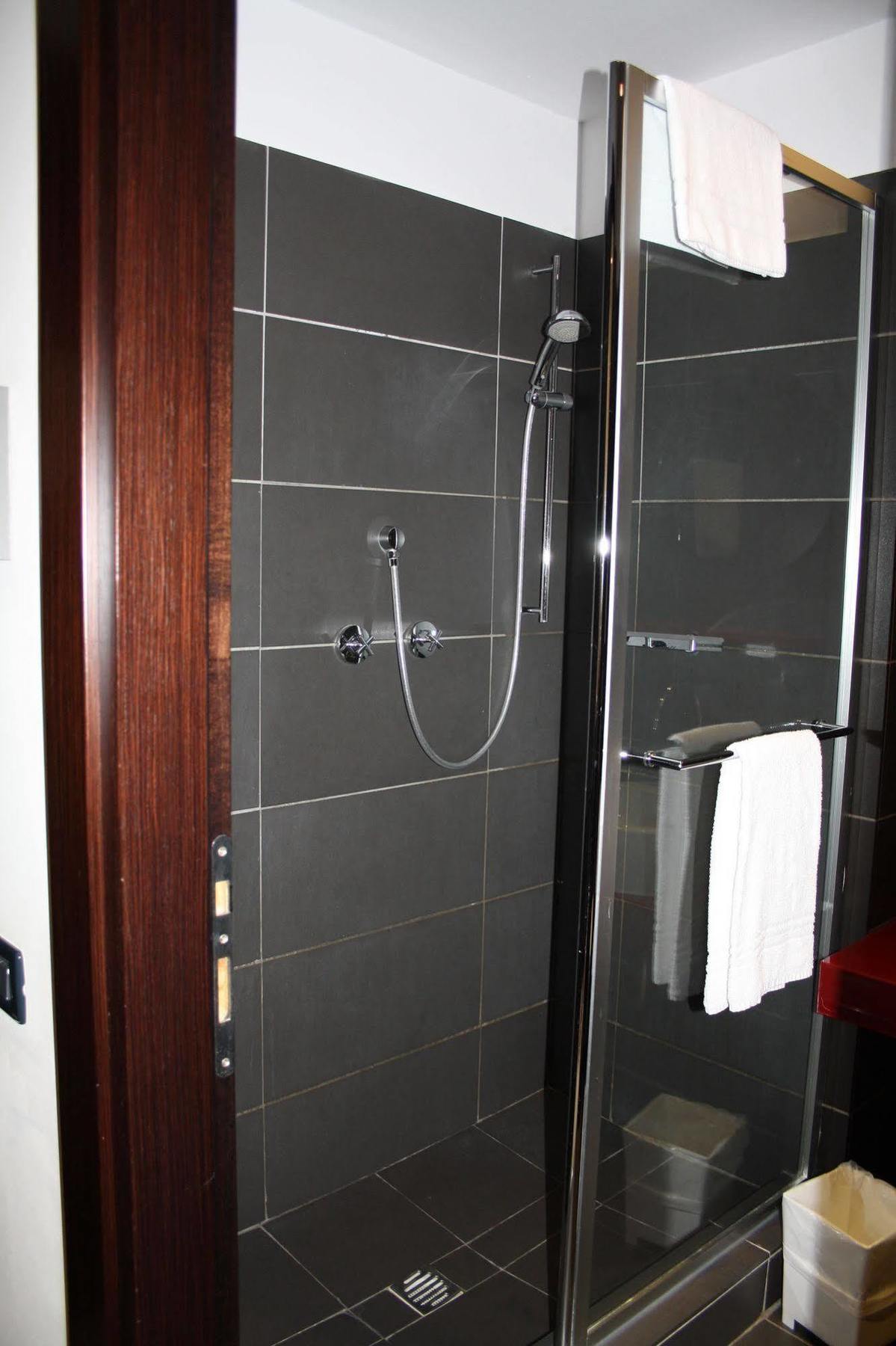 Hotel Ih Watt 13 Mailand